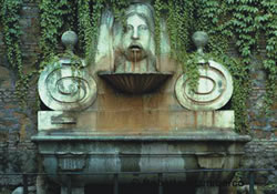 La fontana del Mascherone di Via Giulia